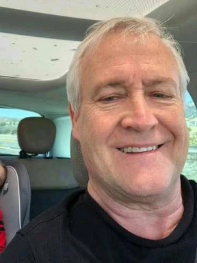 English men looking for love