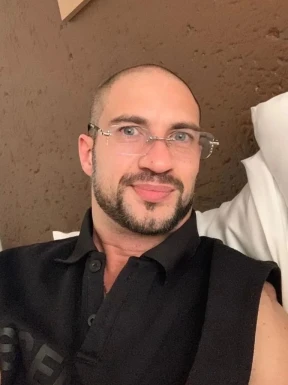 American men looking for love